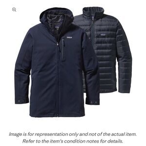 Patagonia Men's Dark Blue 3-1 Parka size XS